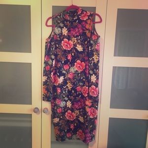 Floral fitted fitted dress